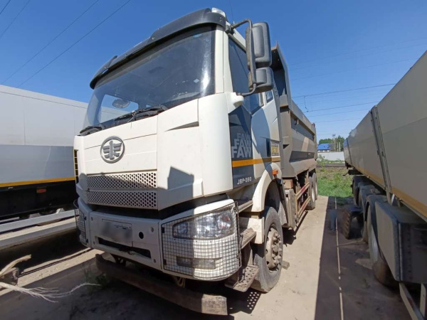 FAW CA3250P66K24T1E5 — Б/У, 2023 г.