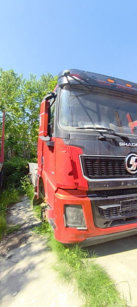 Shacman (Shaanxi) SX 6x6 Седельный тягач SX42586V385 — Б/У, 2023 г.