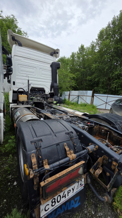 КамАЗ 5490 4x2 Седельный тягач 5490-0000802-5P — Б/У, 2022 г.