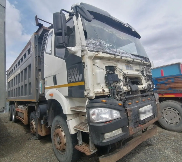 FAW CA3310P66K24T4E5 — Б/У, 2022 г.