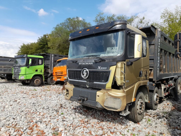 Shacman (Shaanxi) SX 8x4 Самосвал SX33186V366 — Б/У, 2023 г.