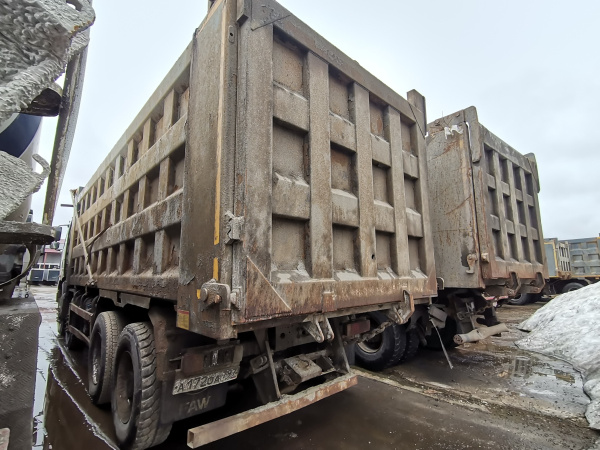 FAW J6* 8x4 Самосвал — Б/У, 2023 г.