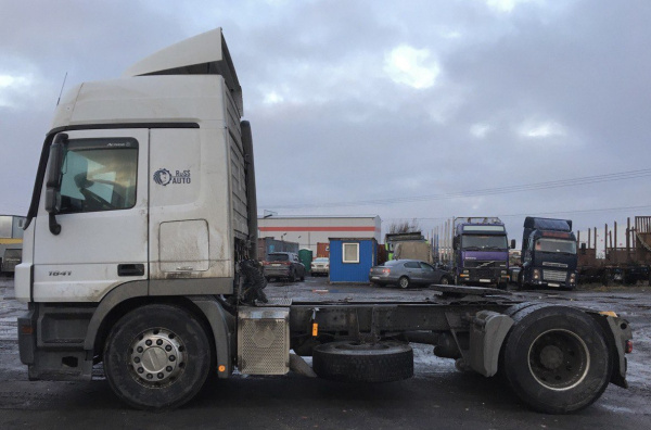 Mercedes-Benz ACTROS 4x2 Седельный тягач 1841 LS — Б/У, 2018 г.