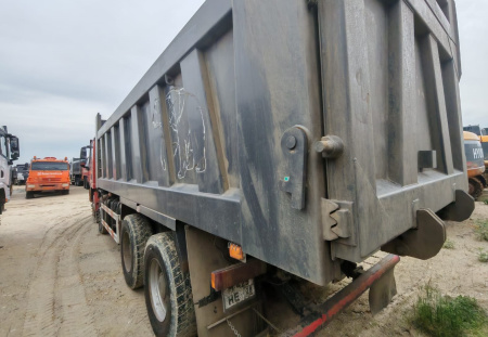 Shacman (Shaanxi) SX 8x4 Самосвал SX331863366 — Б/У, 2024 г.