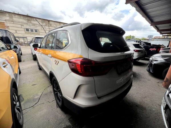 SWM Family5 (7 мест) 1.5T DCT (I поколение, I рестайлинг) — Б/У, 2024 г.