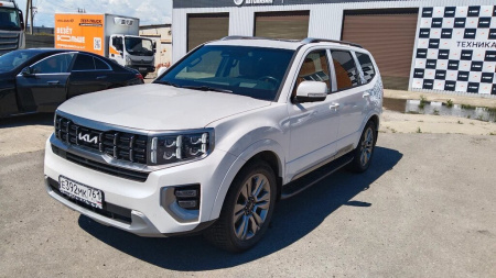 Kia MOHAVE Premium 3.0d 8AT — Б/У, 2023 г.