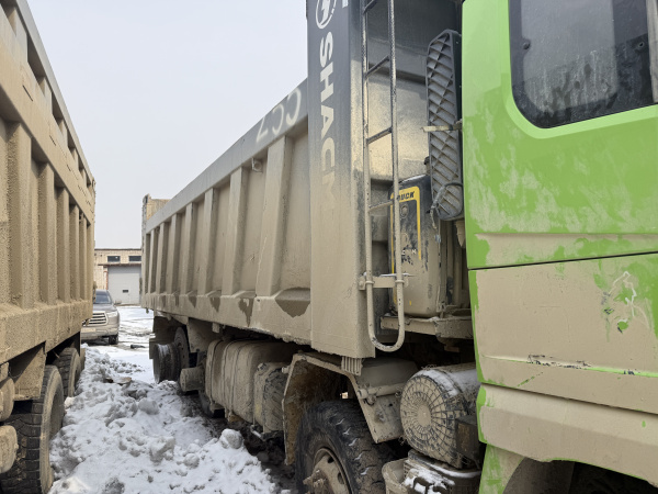Shacman (Shaanxi) SX 8x4 Самосвал SX331863366 — Б/У, 2023 г.