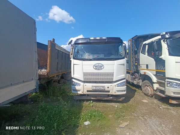 FAW J6 6x6 Самосвал CA3250P66K24L1TE5 — Б/У, 2022 г.