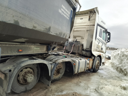 FAW J7 6x4 Седельный тягач CA4250P77K25T1E5 — Б/У, 2023 г.