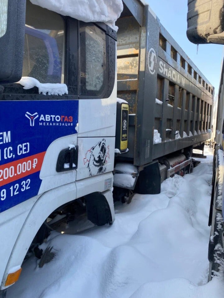 Shacman (Shaanxi) SX 8x4 Самосвал SX33186V366 — Б/У, 2022 г.