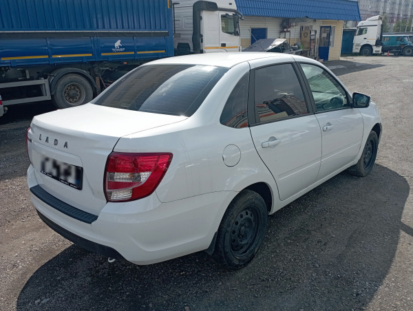 LADA Classic 1.6 90hp 5MT — Б/У, 2024 г.