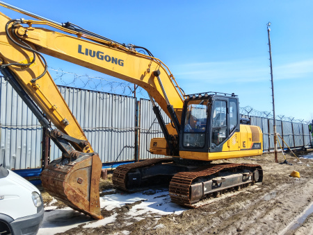 LIUGONG CLG922E Экскаватор — Б/У, 2022 г.