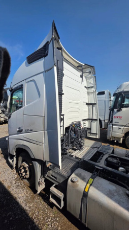 Volvo FH 4x2 Седельный тягач FH-TRUCK — Б/У, 2021 г.