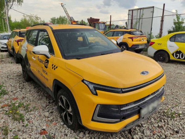 МОСКВИЧ Стандарт 1.5Т CVT — Б/У, 2023 г.