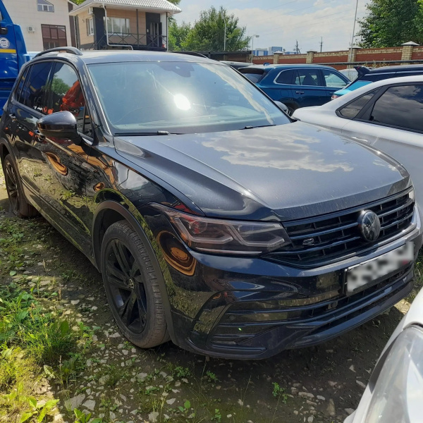 VOLKSWAGEN R-Line 2.0 TSI 220hp 7DSG 4Motion — Б/У, 2021 г.