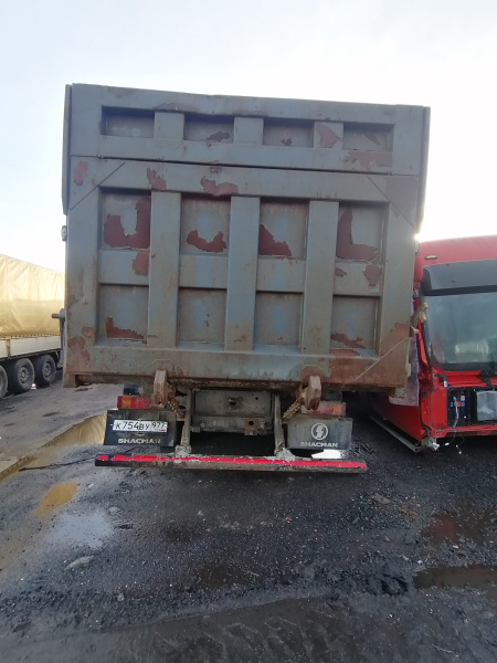 Shacman (Shaanxi) SX 8x4 Самосвал SX33186W366C — Б/У, 2022 г.