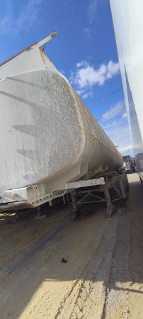 CLPC LPC9450 Полуприцеп цистерна LPC9450G — Б/У, 2024 г.