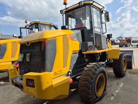 LIUGONG CLG 835H Фронтальный погрузчик — Б/У, 2024 г.