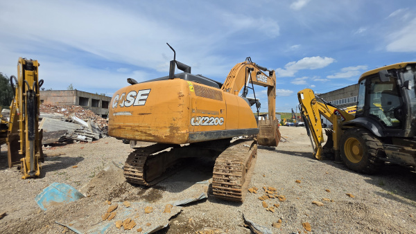 CASE CX220C — Б/У, 2020 г.