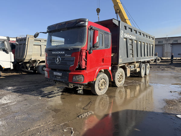 Shacman (Shaanxi) SX 8x4 Самосвал SX33186V366 — Б/У, 2023 г.