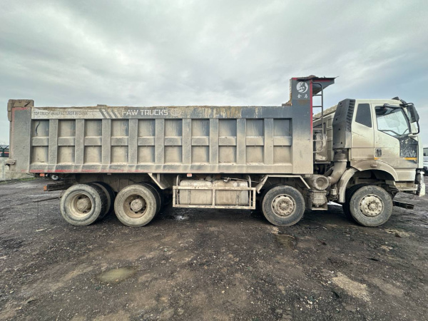 FAW J6 8x4 Самосвал CA3310P66K24T4E5 — Б/У, 2021 г.