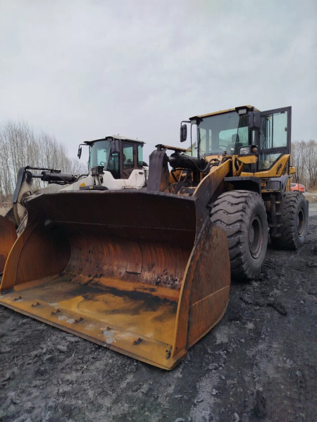 Lovol FL956 Фронтальный погрузчик FL956H — Б/У, 2022 г.