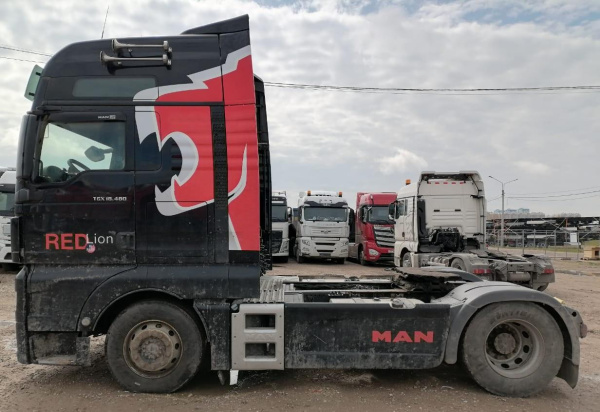 MAN TGX 4x2 Седельный тягач 18.480 4x2 BLS — Б/У, 2016 г.