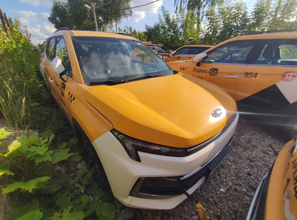 МОСКВИЧ Стандарт 1.5Т CVT — Б/У, 2023 г.
