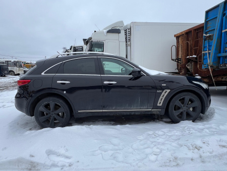 Infiniti QX70 3.7 Elegance — Б/У, 2015 г.