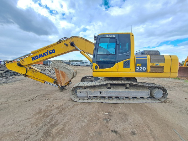 KOMATSU PC 220 Экскаватор PC220LC-8M0 — Б/У, 2022 г.