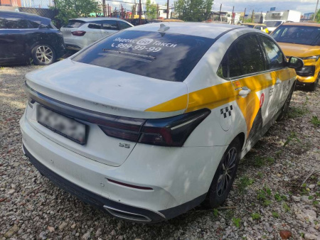 OMODA Life 1.5 CVT (I Поколение) — Б/У, 2023 г.