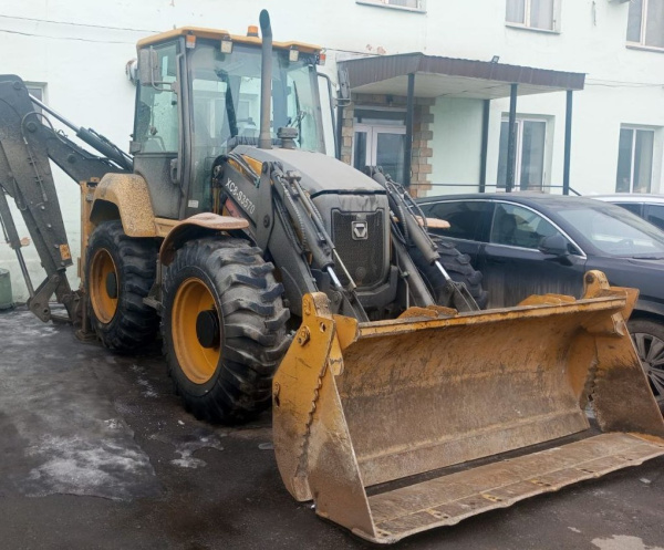 XCMG XC8-S3570 — Б/У, 2023 г.