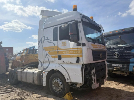 SITRAK C7H 4x2 Седельный тягач ZZ4186V361HE — Б/У, 2023 г.