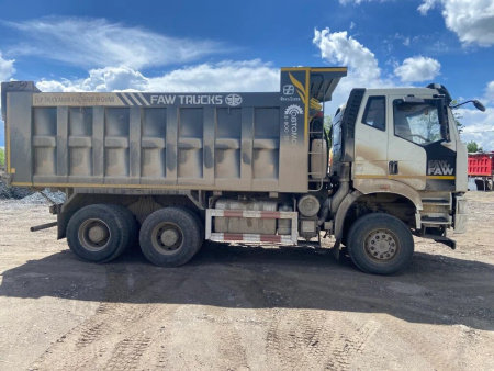 FAW J6 6x6 Самосвал CA3250P66K24L1TE5 — Б/У, 2023 г.