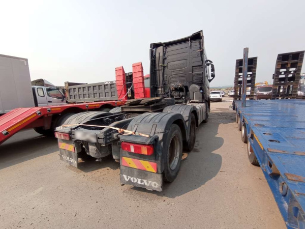 VOLVO FH 6x4 Седельный тягач — Б/У, 2019 г.