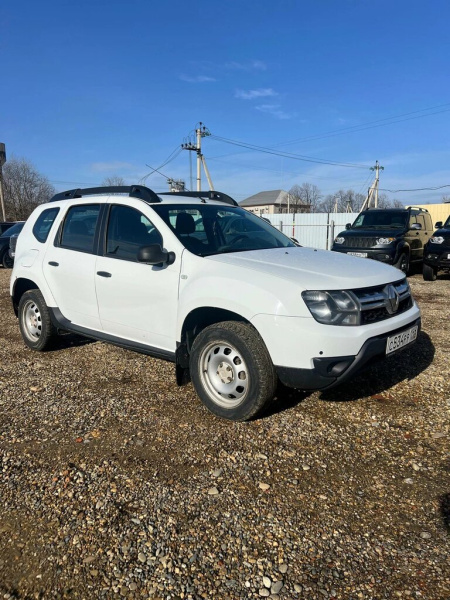 Renault DUSTER Drive 2.0 AT4 4x4 — Б/У, 2019 г.