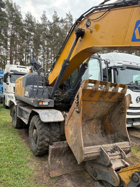 XCMG XE210 Экскаватор колесный XE210WD — Б/У, 2023 г.