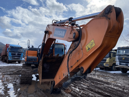 Doosan DX 300 Экскаватор DX300LCA-7M — Б/У, 2023 г.
