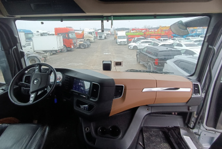 Shacman (Shaanxi) SX4188YY381 — Б/У, 2022 г.