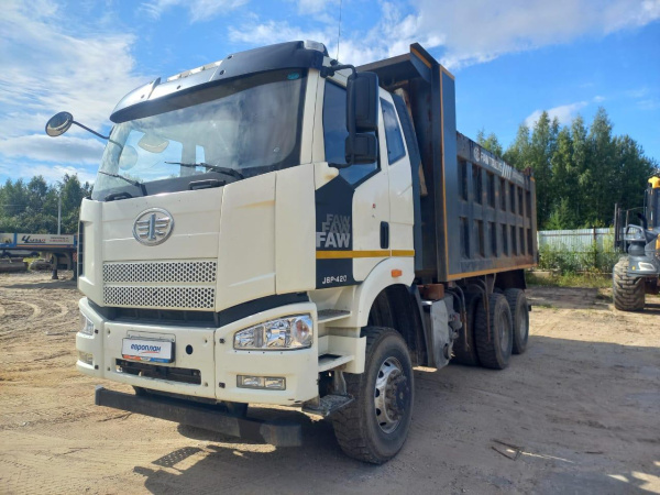 FAW (First Automotive Works) J6 6x6 CA3250P66K24L1TE5 — Б/У, 2023 г. (Сыктывкар, 95000 км)