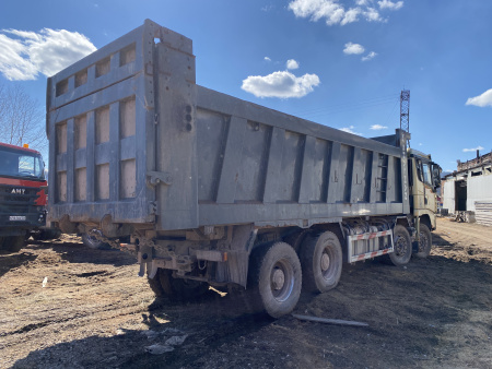 Shacman (Shaanxi) SX 8x4 Самосвал SX33186V366 — Б/У, 2023 г.