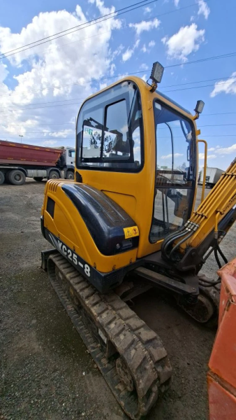 Yuchai YC Мини-экскаватор YC25-8 — Б/У, 2023 г.
