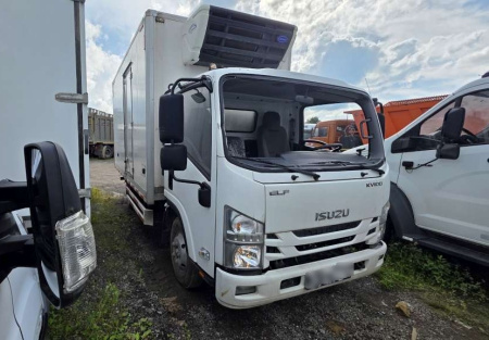 ISUZU ELF KV100 рефрижератор — Б/У, 2024 г.