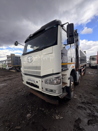 FAW J6 8x4 Самосвал СА3310Р66K24T4E5 — Б/У, 2022 г.