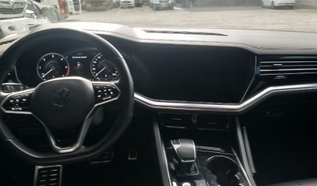 VOLKSWAGEN Exclusive R-Line V6 3.0 TDI 286hp 8AT — Б/У, 2022 г.