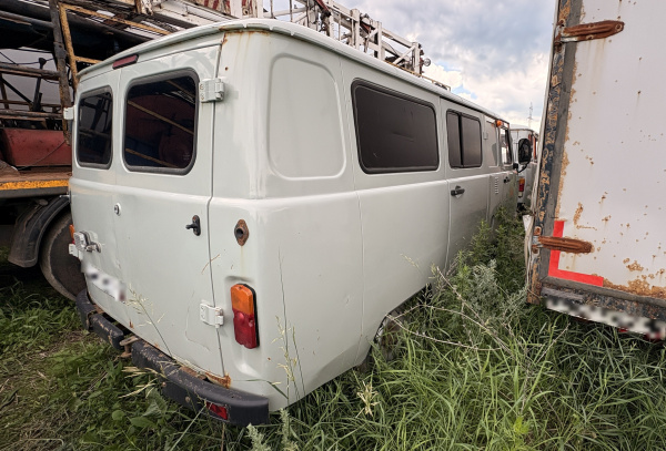 UAZ 7 мест 2.7 5MT — Б/У, 2023 г.