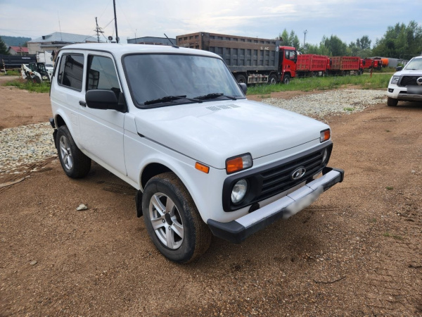 LADA Luxe 1.7 5MT — Б/У, 2024 г.