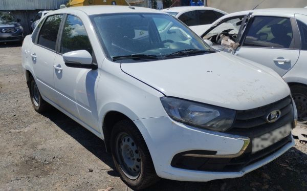 LADA Classic 1.6 87hp 5MT — Б/У, 2023 г.