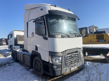 Renault T 4x2 Седельный тягач — Б/У, 2017 г.