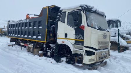 Автомастер 6589 на шасси FAW J6 6x4 Самосвал 658983 — Б/У, 2020 г.